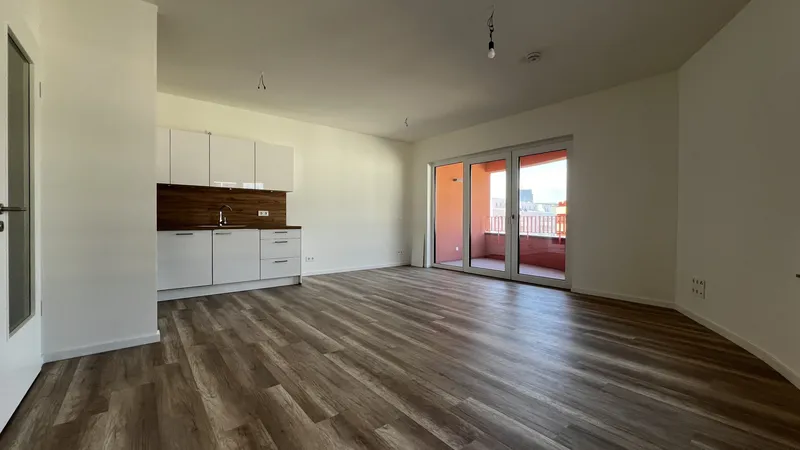 3-Zimmer-Wohnung mit Wasserblick und Einbauküche - mehrere Erstbezüge! — photo 1